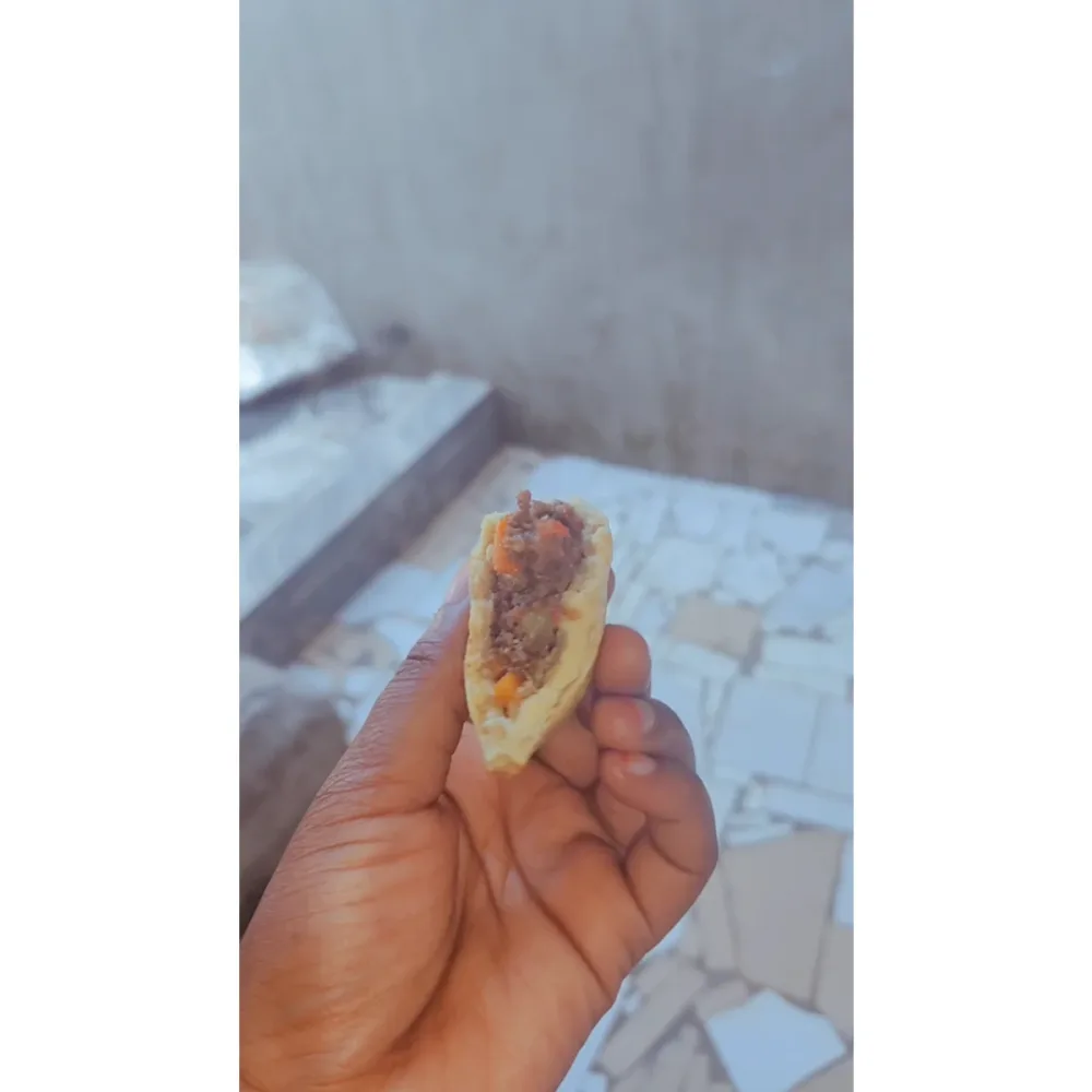Side view of Meat pie