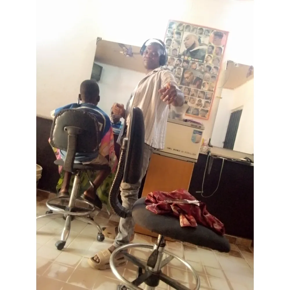 Barbing all style from Donroo Entertainment & Barbers