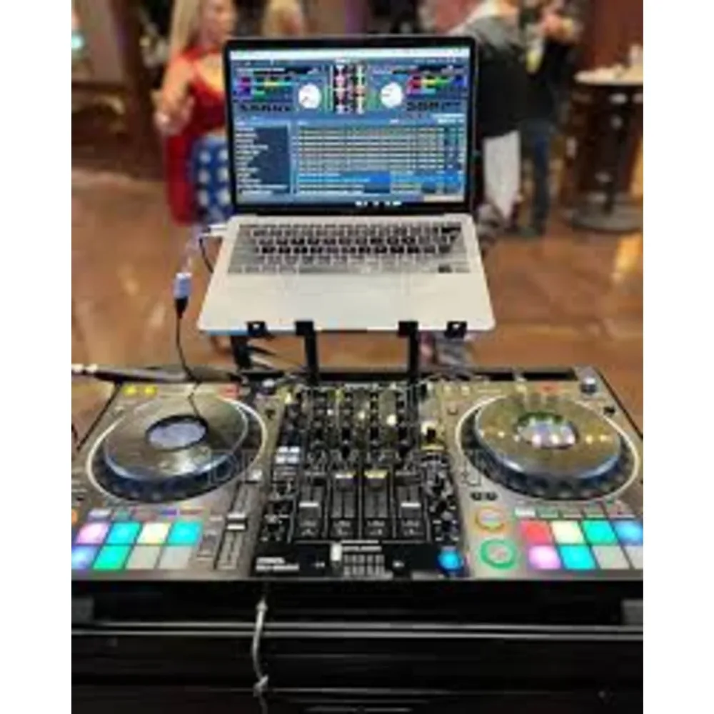 DJ Services from Donroo Entertainment & Barbers